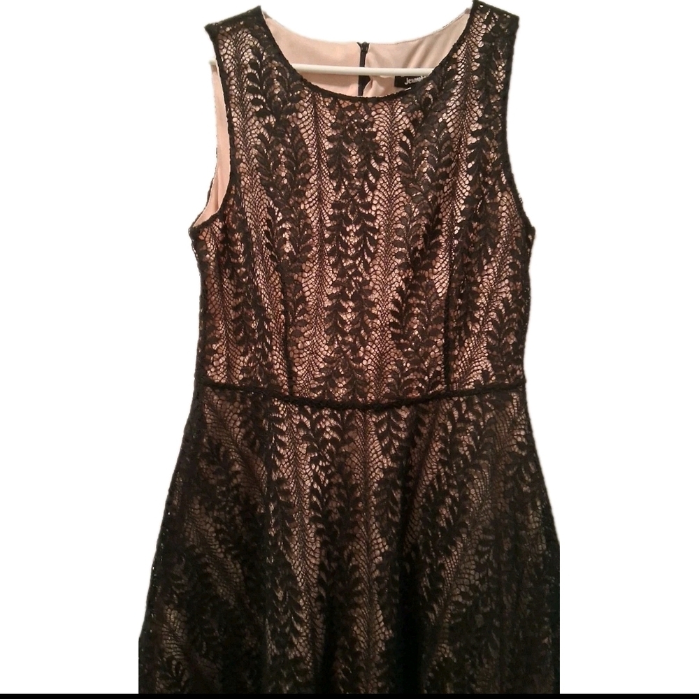 Elegant Black Lace Midi Dress
